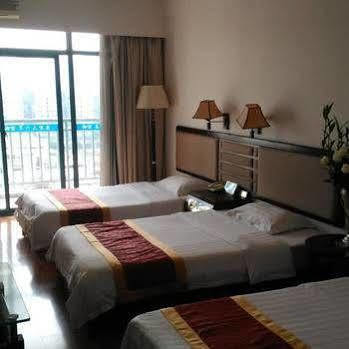 Green Bamboo Hotel 구이린 시 외부 사진