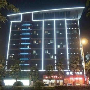 Green Bamboo Hotel 구이린 시 외부 사진